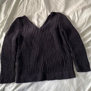 Black V-Neck Knit Sweater 3/4 Sleeves